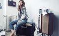 早就想在办公桌下要了你